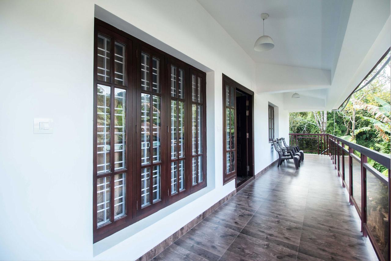 Karkera Comforts Hotel Madikeri Eksteriør billede