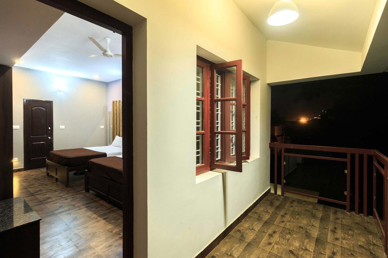 Karkera Comforts Hotel Madikeri Eksteriør billede