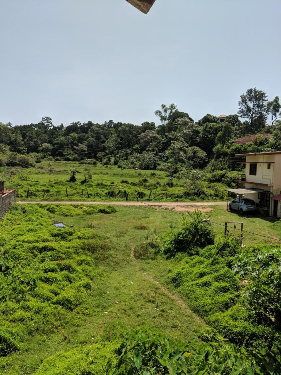 Karkera Comforts Hotel Madikeri Eksteriør billede